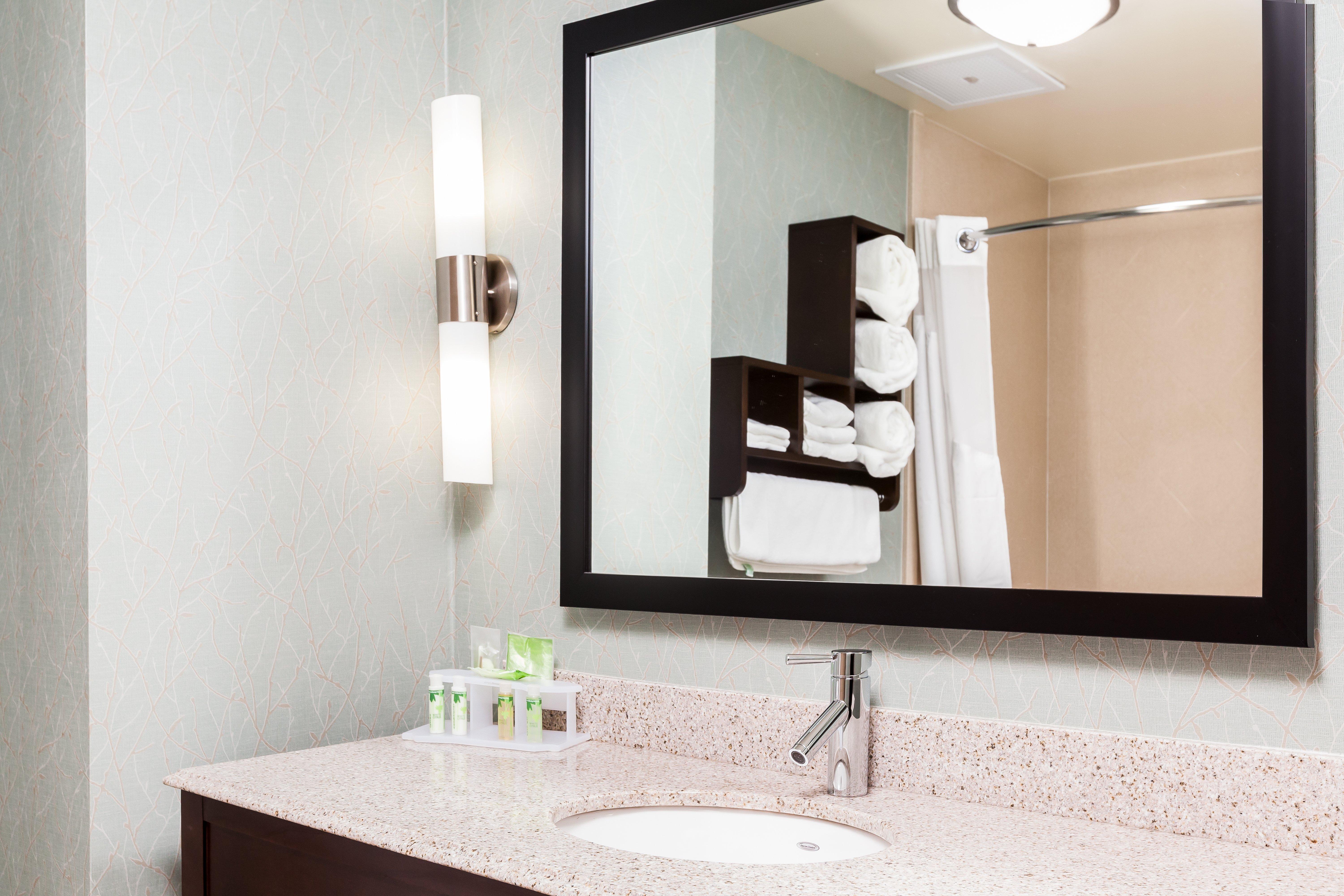 Holiday Inn Express & Suites Eureka By Ihg Экстерьер фото