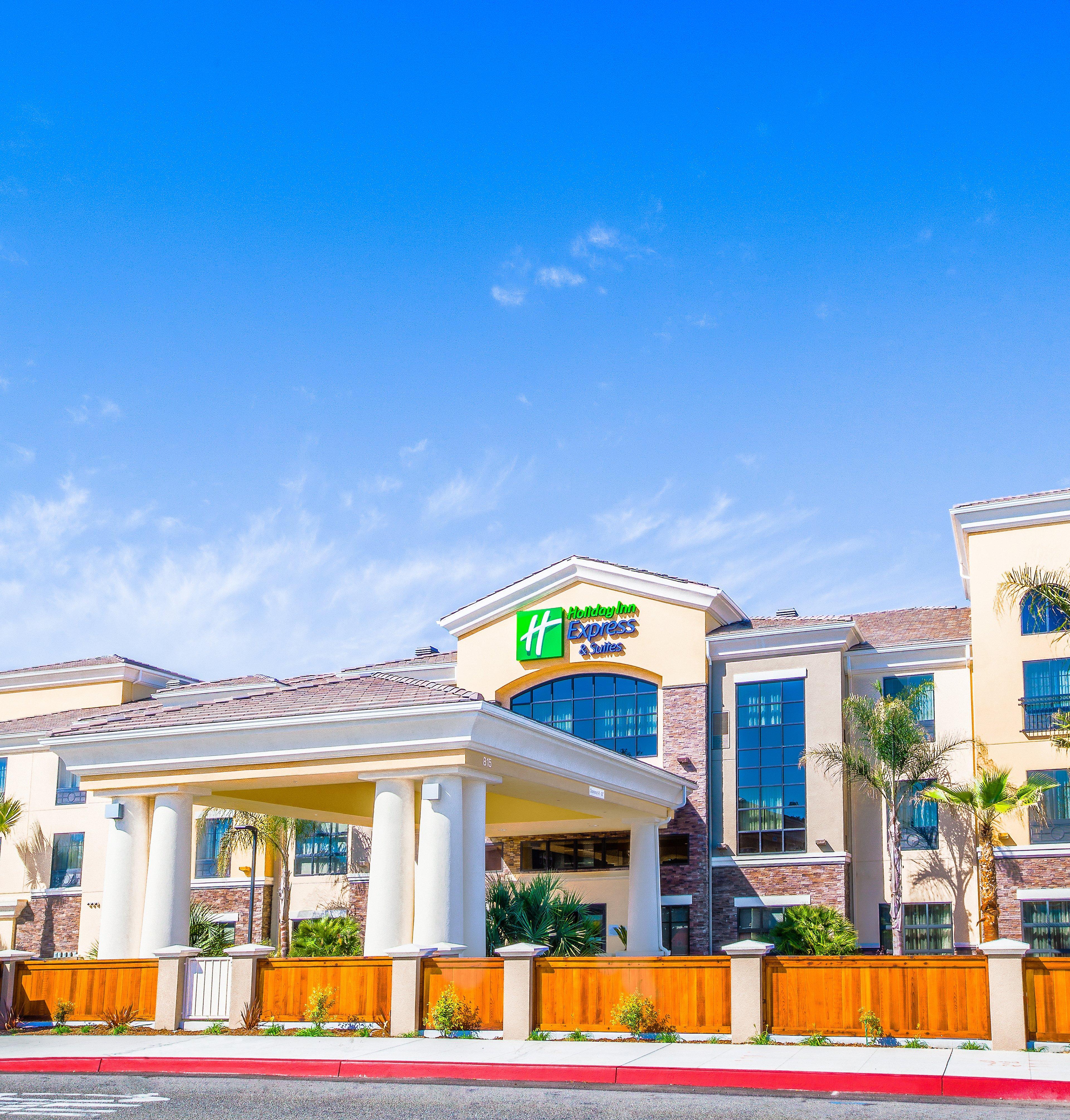Holiday Inn Express & Suites Eureka By Ihg Экстерьер фото